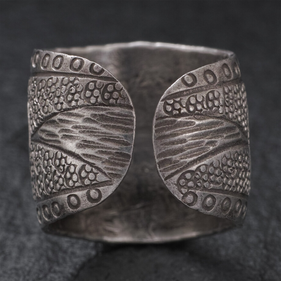 カレン族シルバー リング 13号～19号 フリーサイズ 指輪 幅広 極太 民族文様 SV950 a07-53