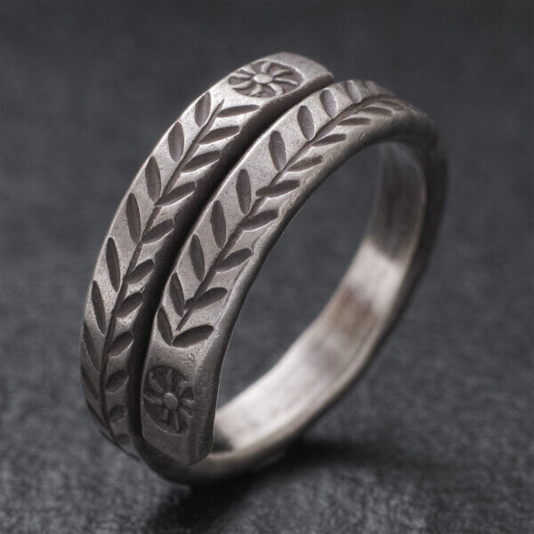 カレン族シルバー リング 11号～25号 フリーサイズ 指輪 幅広 植物文様 SV950 a07-58