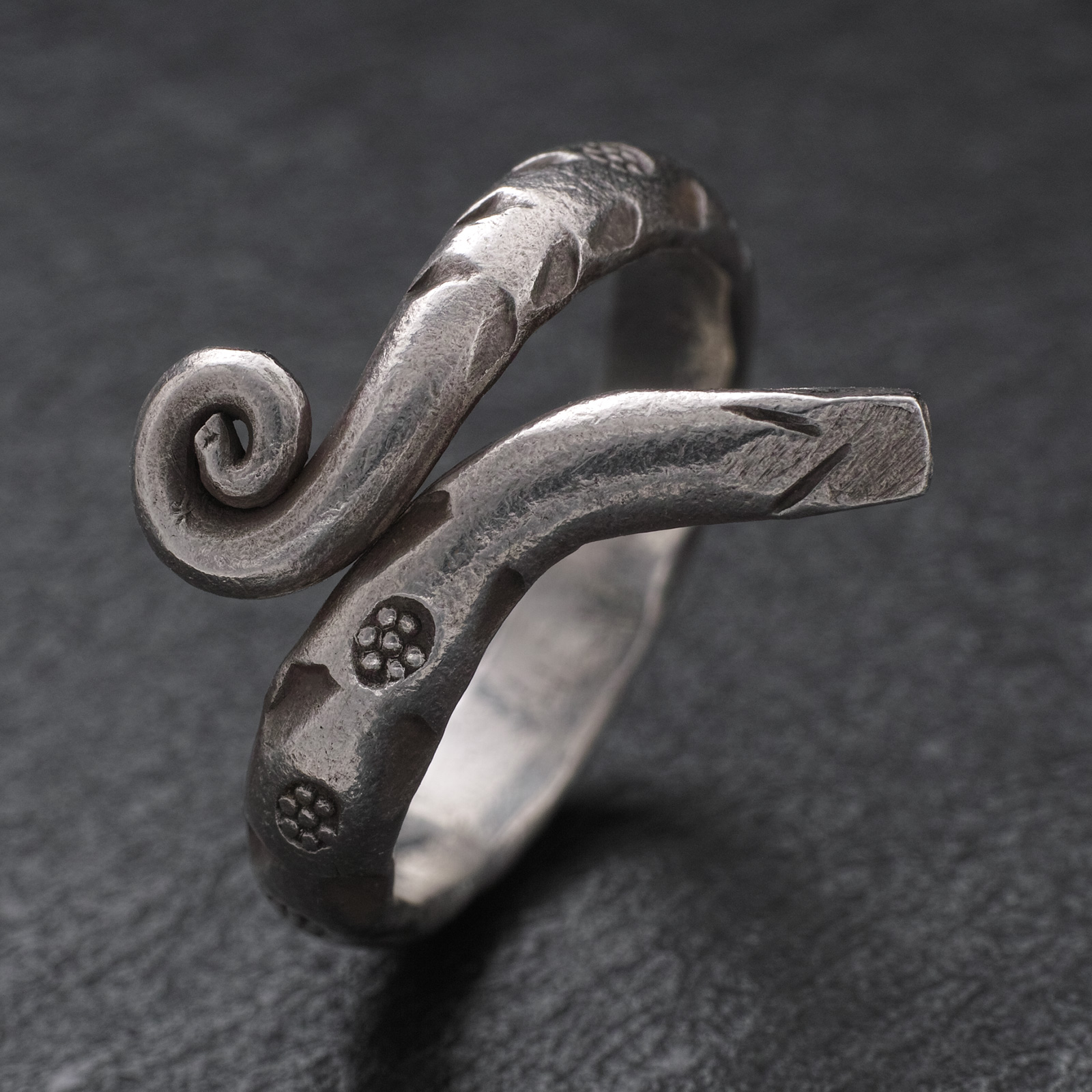 カレン族シルバー リング 7号～17号 フリーサイズ 指輪 幅広 蛇形