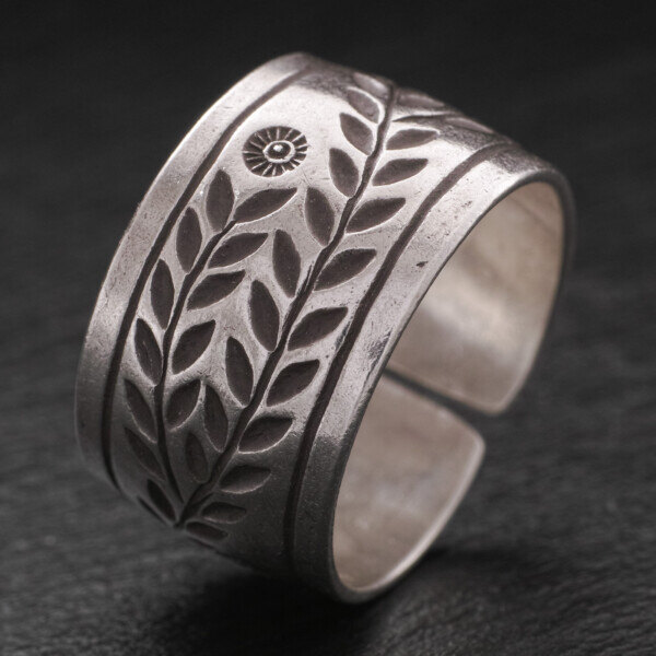 カレン族シルバー リング 17号～29号 フリーサイズ 指輪 幅広 極太 植物文様 SV950 a07-62