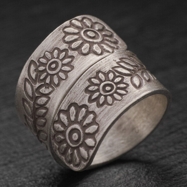 カレン族シルバー リング 9号～27号 フリーサイズ 指輪 幅広 極太 植物文様 SV950 a07-63