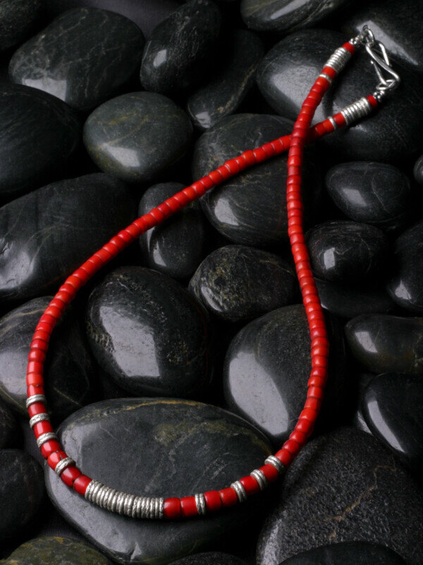 カレン族シルバー ナガ族 先祖伝来 ホワイトハート ビーズ 赤 ネックレス SV950 a02-28